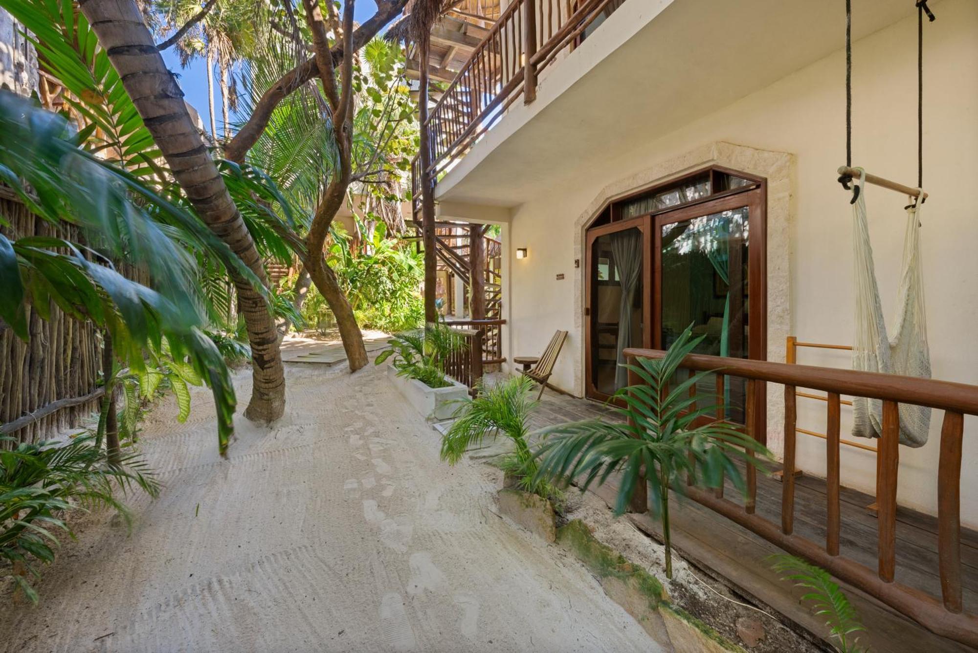 Playa Canek Beachfront Eco Hotel Tulum Exterior foto